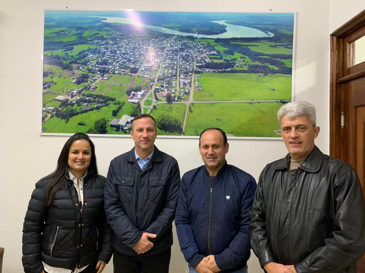 DEPUTADO FEDERAL SANDERSON VISITA GABINETE